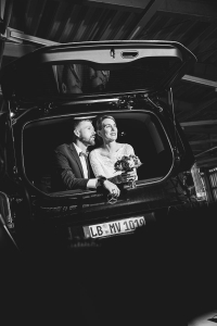 Hochzeitsfotograf Dominik Sackmann - lichtwerk Foto Video Grafik - Freiburg, Kirchzarten, Dreisamtal - Hochzeit Auto
